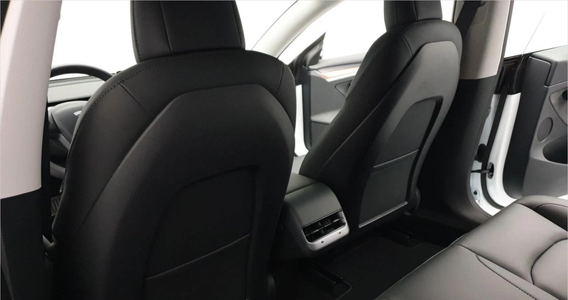 Tesla Model 3 cena 213990 przebieg: 5, rok produkcji 2023 z Kartuzy małe 407